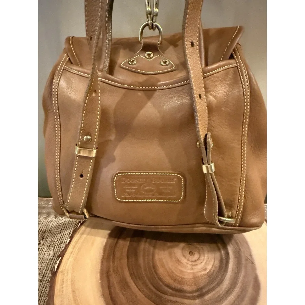 Vintage Dooney & Bourke 1999 Canyon Glove Honey Tan Leather Tassel Backpack